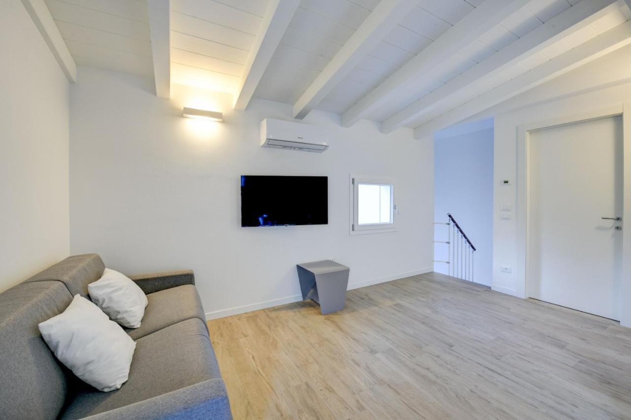 Maison Bellini Number 3 Тосколано-Мадерно Экстерьер фото